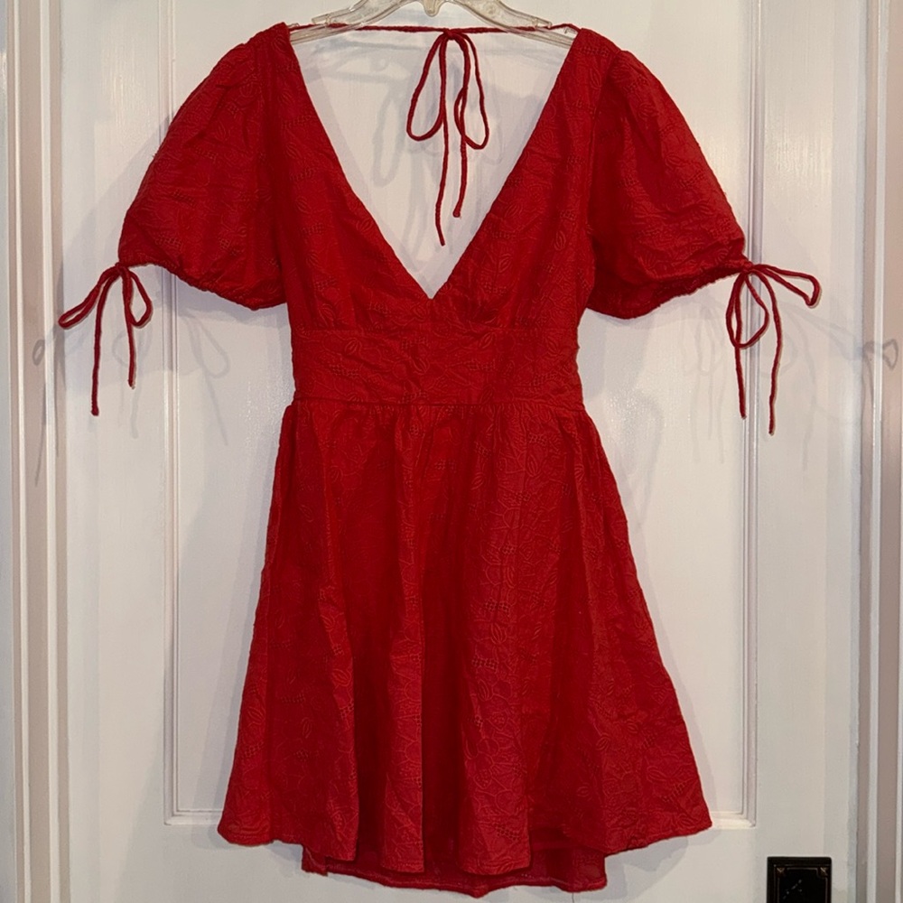 White Fox Boutique Red V-Neck Puff Sleeve Mini Dress